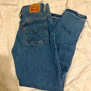 wedgie straight levis